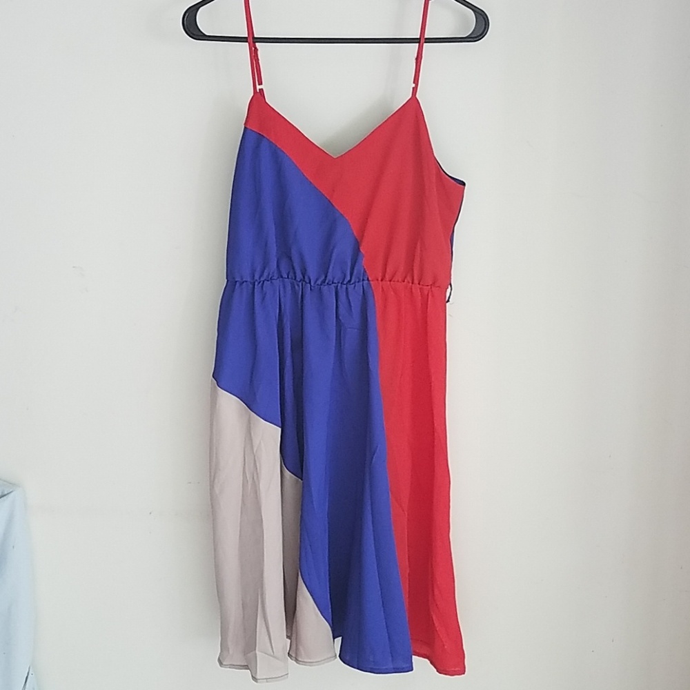 Tricolor dress